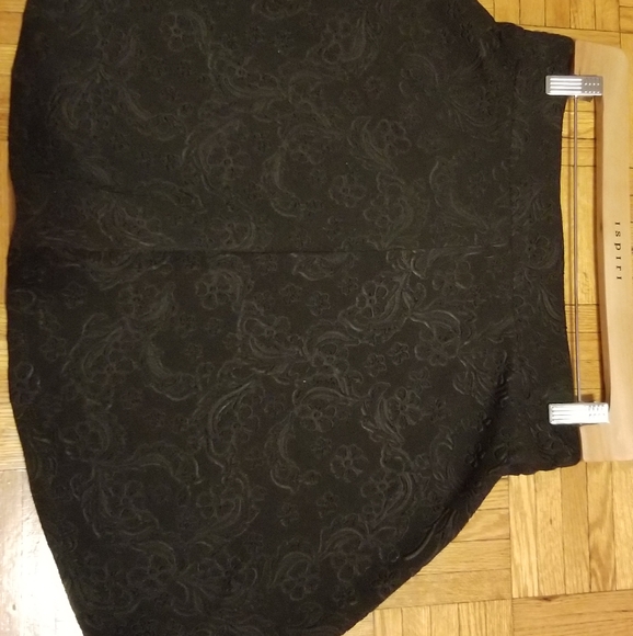EUC Size Medium - Embossed Texture Skater Skirt - Picture 2 of 5